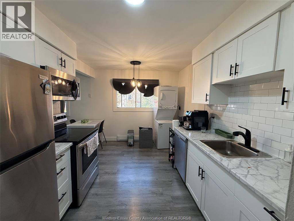 12-3150 Peter Street, Windsor, ON, N9C1H3