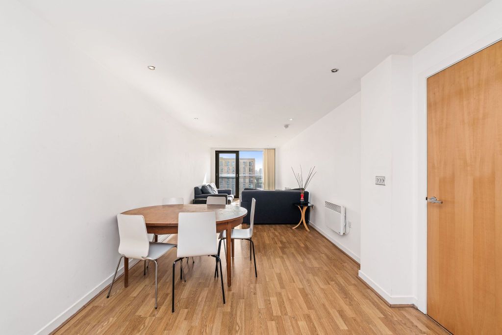 Additional image 7 of 2 bed flat for saleFlat 8/3, 72 Lancefield Quay, Glasgow G3