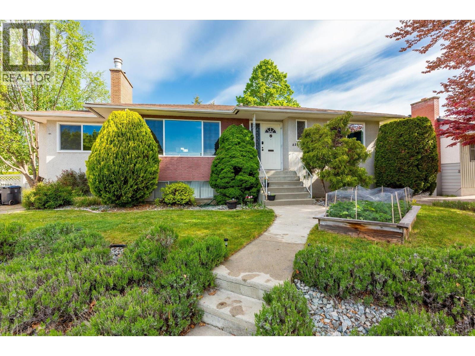 856 Birch Avenue, Kelowna, BC, V1Y5H4