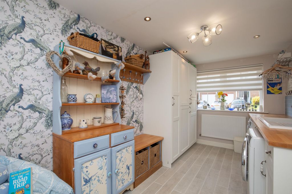 Additional image 11 of 3 bed detached house for saleAfal Sur, Barry CF63