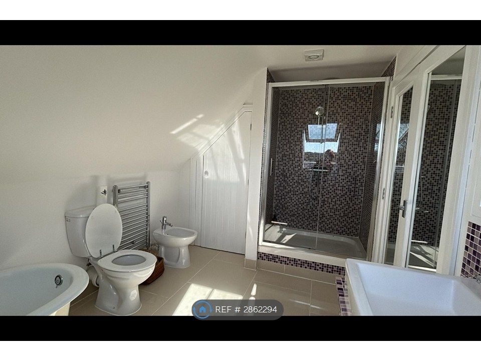 Additional image 17 of 5 bed semi-detached house to rentMill Lane, Midhurst GU29