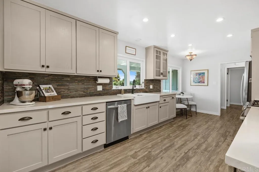 Additional image 11 of 2194 Foothill Drive, Vista, CA 92084