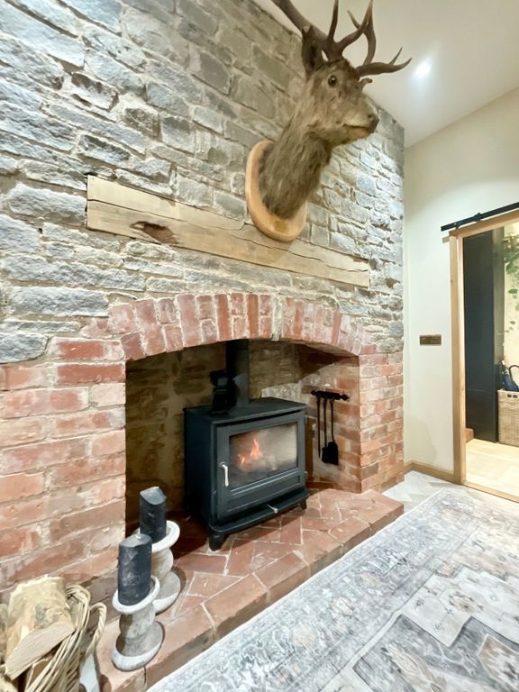Additional image 3 of 4 bed detached house for salePorthycarne Street, Usk NP15