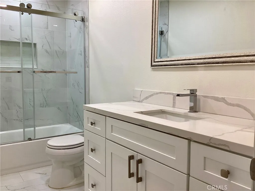 Additional image 50 of 17836 Killion Street Unit A, Encino, CA 91316