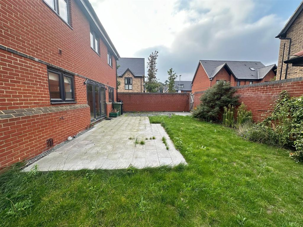 Additional image 33 of 5 bed detached house to rentMemorial Way, Off Thorpe Road, Peterborough PE3