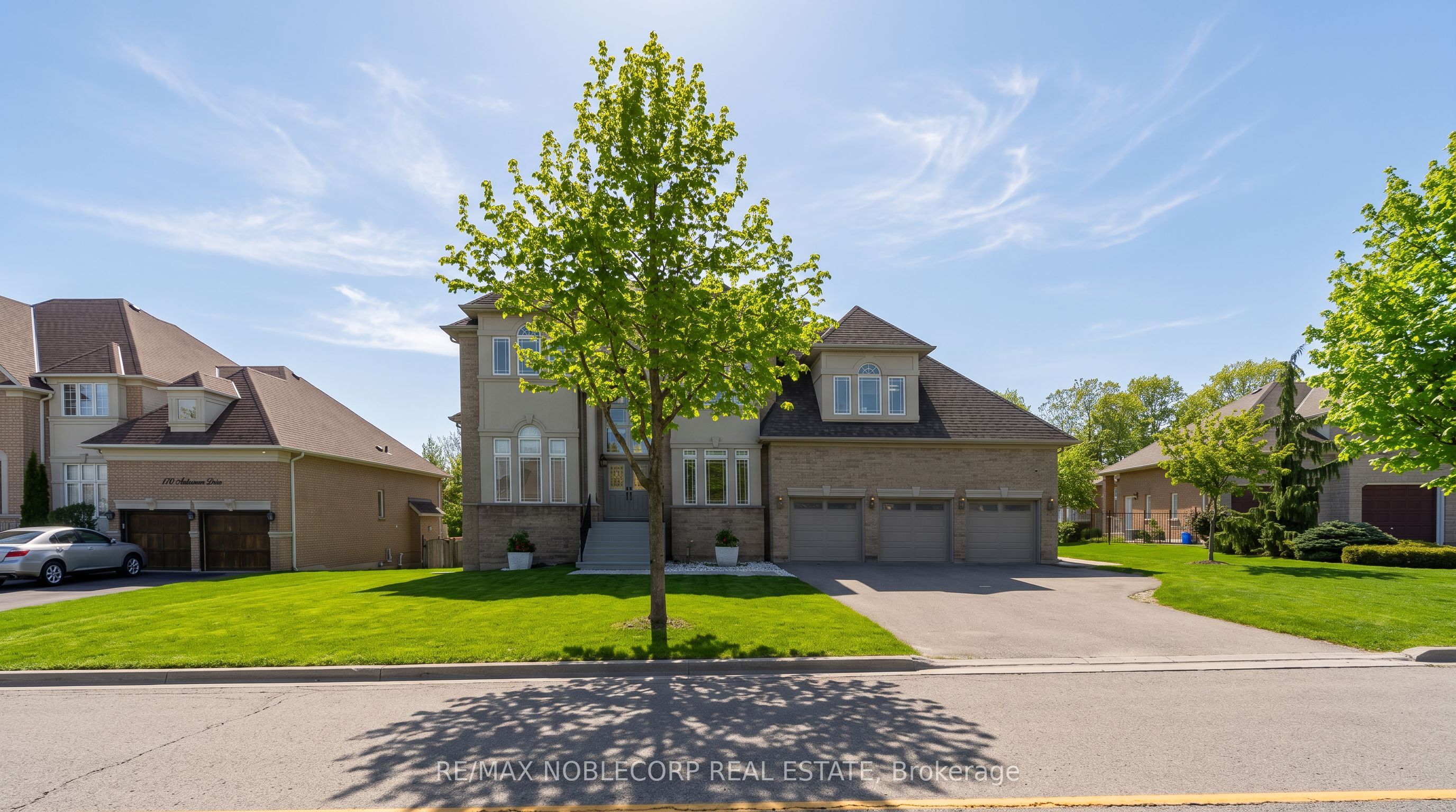 170 Athabasca Drive, Vaughan, ON, L6A 3R9 photo 2