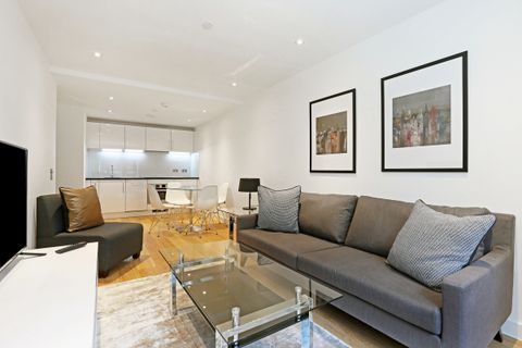 Fetter Lane, London EC4A