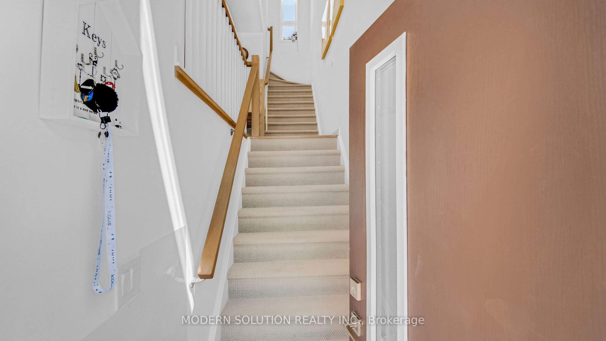 Additional image 4 of 208-155 Canon Jackson Drive, Toronto, ON, M6M 0E1