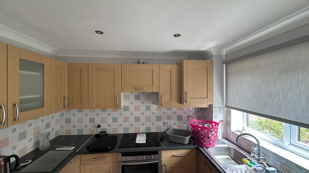 Additional image 3 of 2 bed semi-detached house to rentKelston Road, Worle BS22