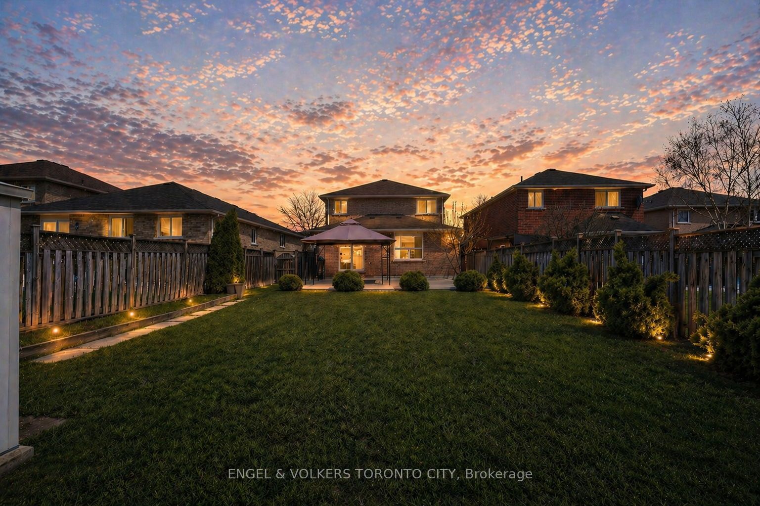Additional image 2 of 144 Buchanan Drive, New Tecumseth, ON, L9R 0A4