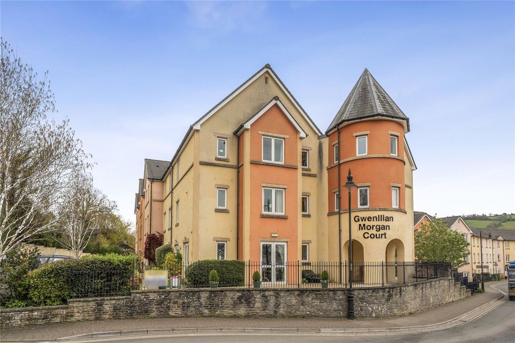 1 bed flat for saleGwenllian Morgan Court, Heol Gouesnou, Brecon, Powys LD3