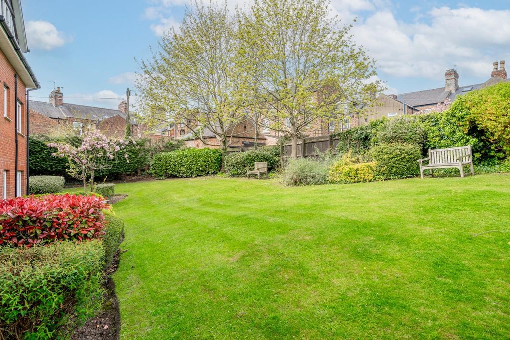 Additional image 11 of 1 bed flat for saleFairfax Court, Acomb Road, York YO24