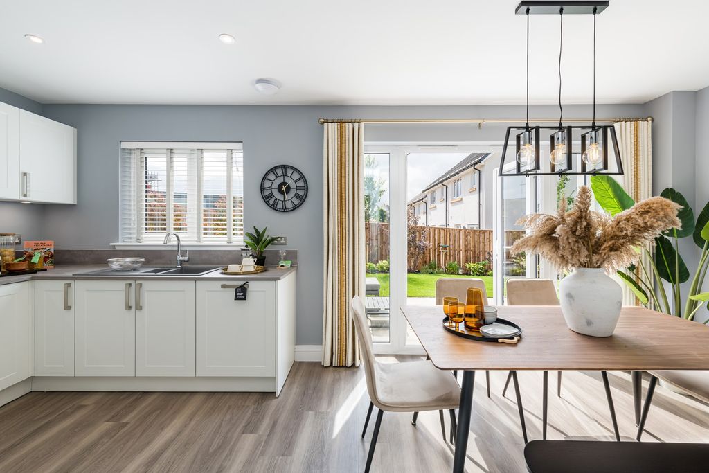 4 bed detached house for sale"Barrie" at Strathaven Road, Hamilton ML3