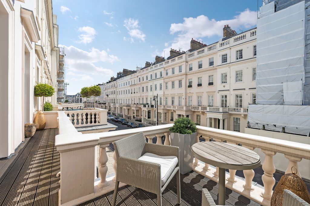 Additional image 2 of 3 bed flat to rentEaton Place, Belgravia SW1X