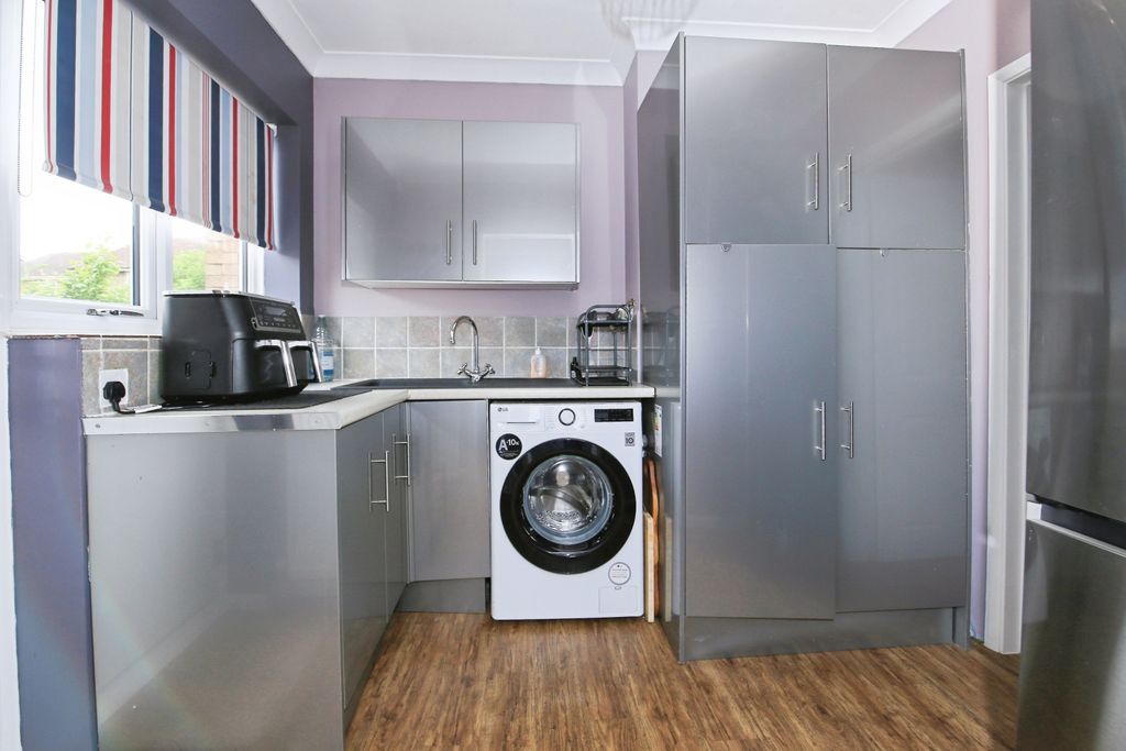 Additional image 13 of 5 bed detached house for saleDanes Close, Peterborough PE1