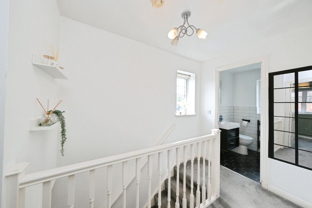 Additional image 9 of 3 bed semi-detached house for saleFisher Close, Sutton-In-Ashfield NG17