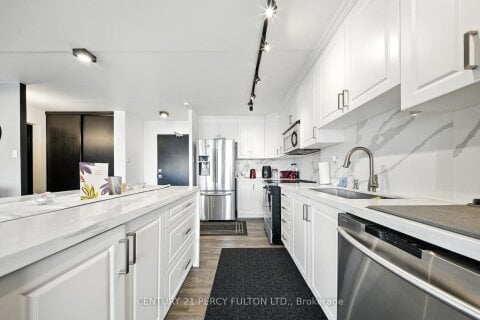 Additional image 8 of 1212-2 Glamorgan Avenue, Toronto, ON, M1P 2M8