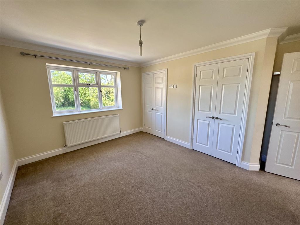 Additional image 23 of 6 bed detached house to rentWalnut Tree House, Caerwent, Caldicot NP26