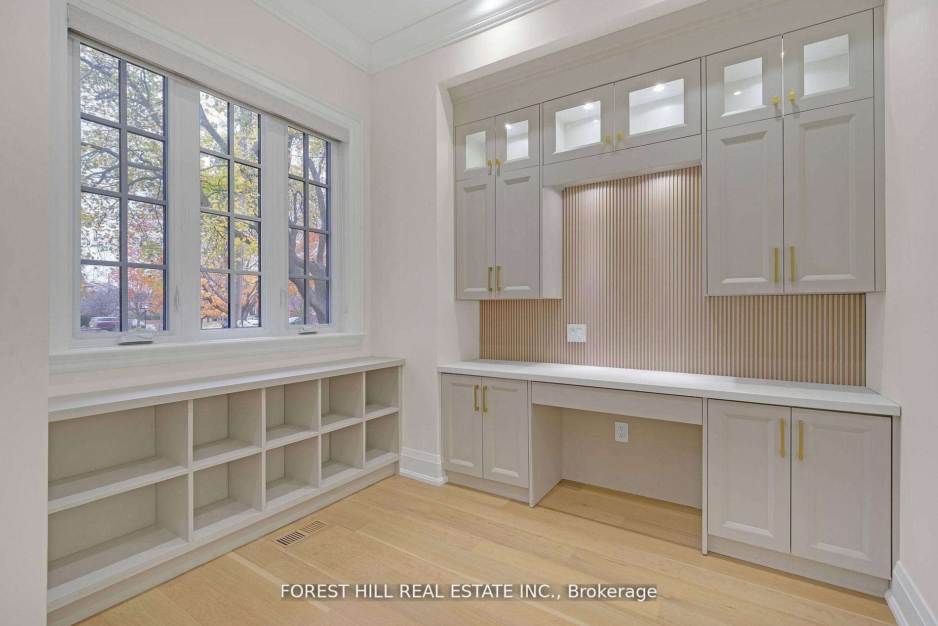 Additional image 4 of 132 Lothian Avenue, Toronto, ON, M8Z 4L4