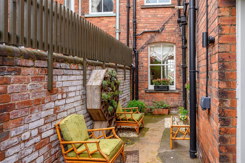 Additional image 23 of 4 bed town house for saleAlbemarle Road, York YO23