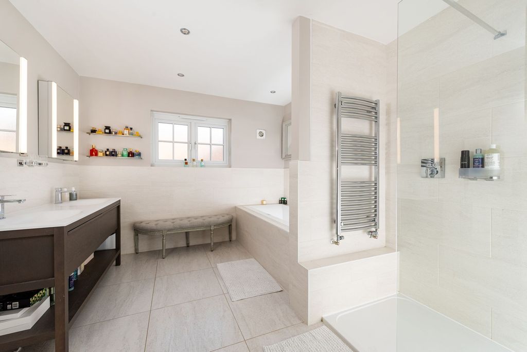 Additional image 23 of 6 bed detached house for saleEarls Farm Way, Towcester NN12