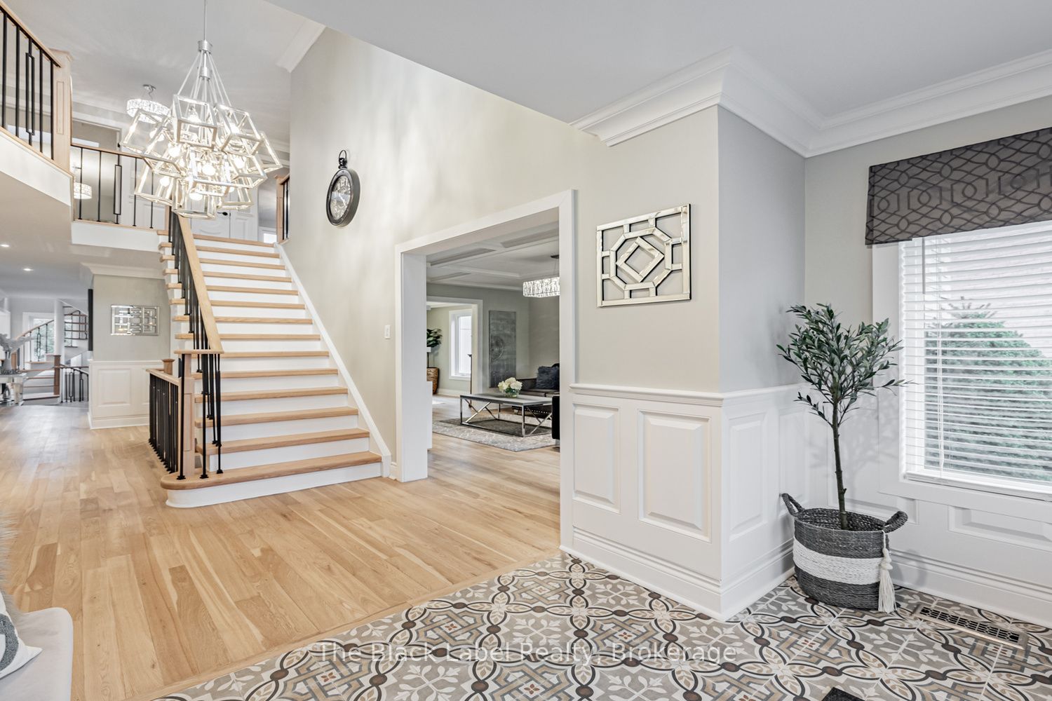 Additional image 3 of 48 Lipton Crescent, Whitby, ON, L1R 1W7