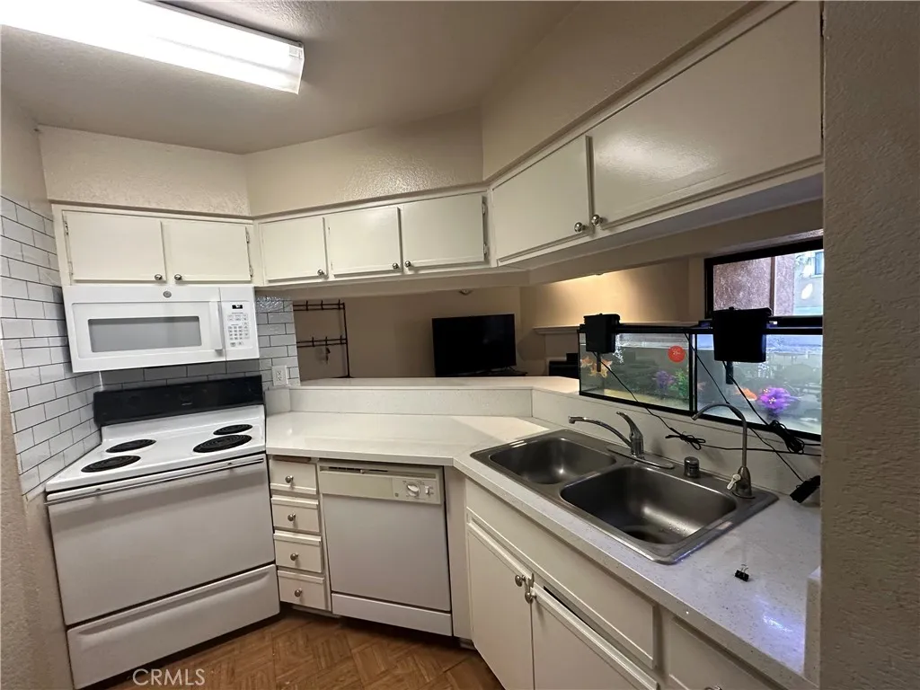10655 Lemon Avenue Unit 2709, Rancho Cucamonga, CA 91737 photo 5