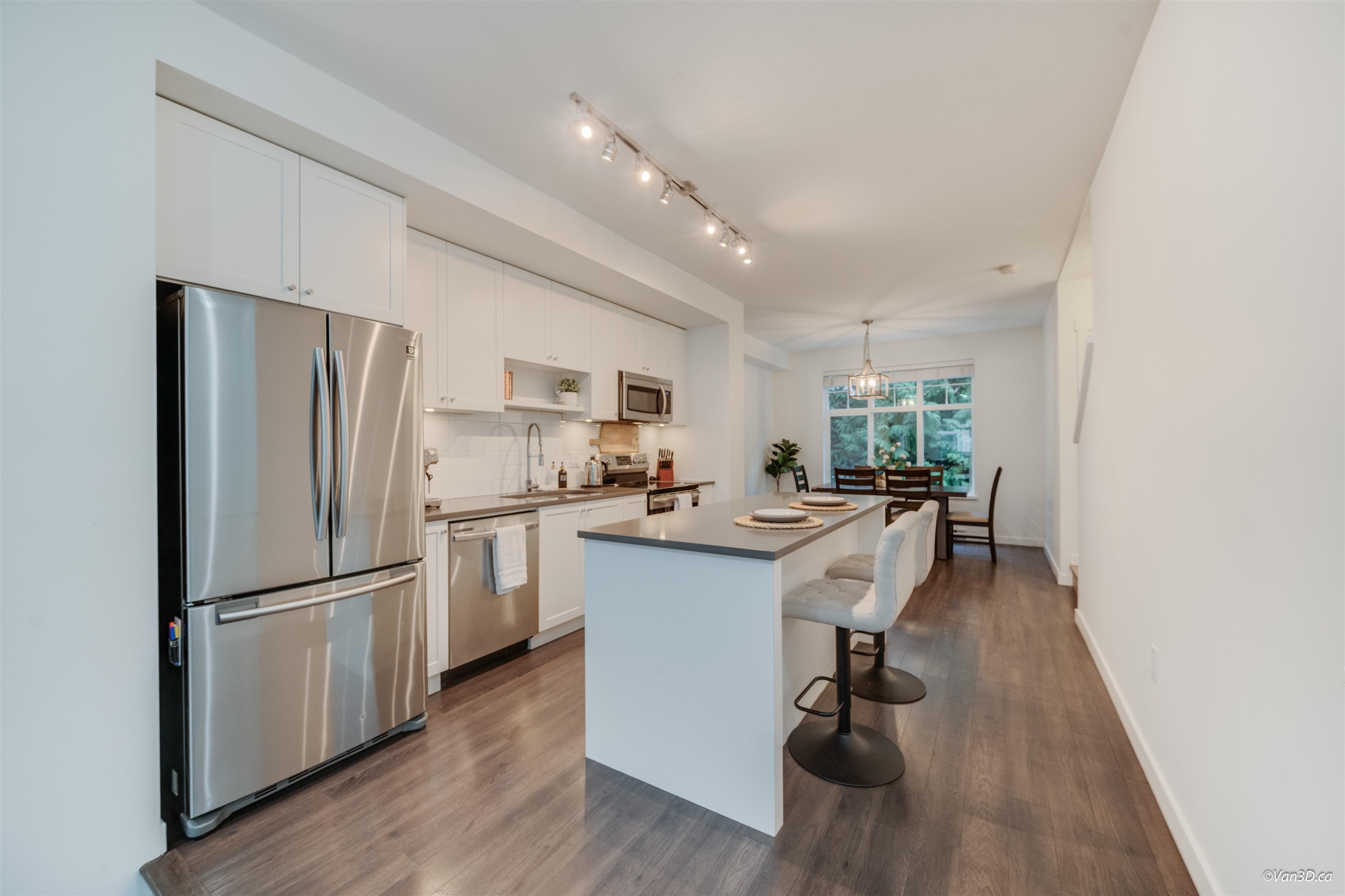 Additional image 4 of 111-8168 136a Street, Surrey, BC, V3M 3M4