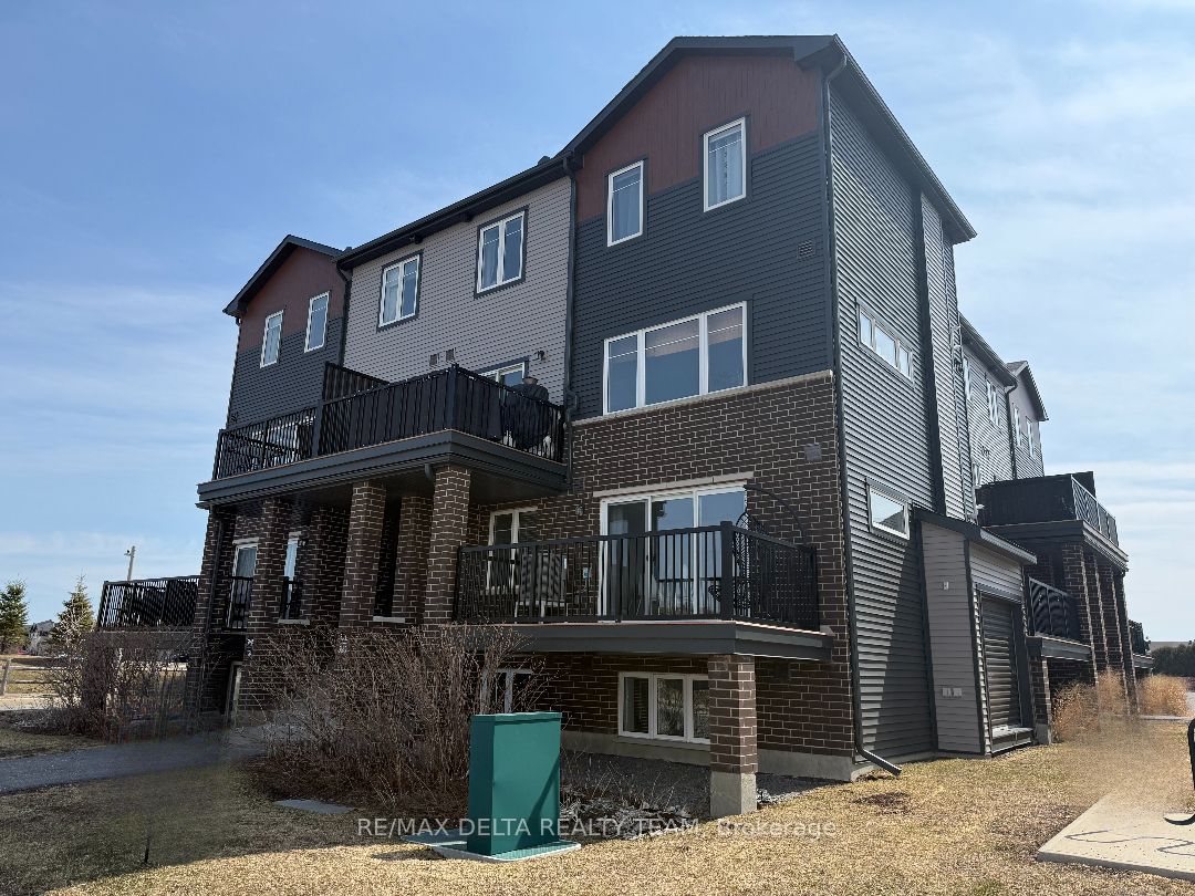D-516 Decoeur Drive, Ottawa, ON, K4A 5H5