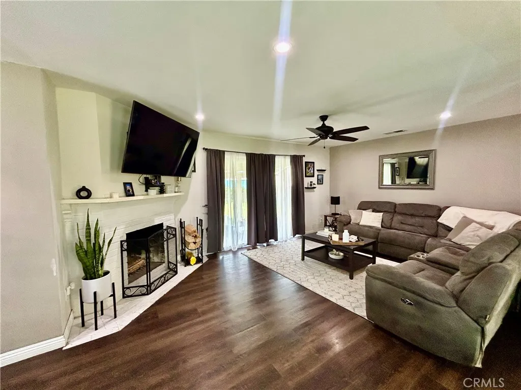 Additional image 13 of 205 E Cypress St, Covina, CA 91723