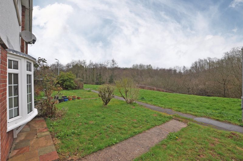 Additional image 15 of 3 bed semi-detached house to rentSemi-Detached House, Pilton Vale, Newport NP20