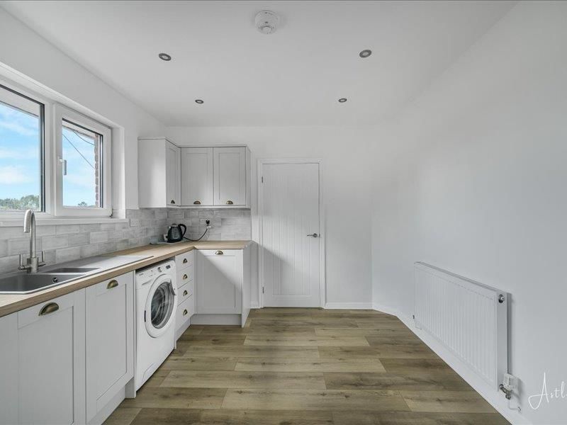 Additional image 6 of 2 bed detached bungalow for saleGnoll Crescent, Neath SA11