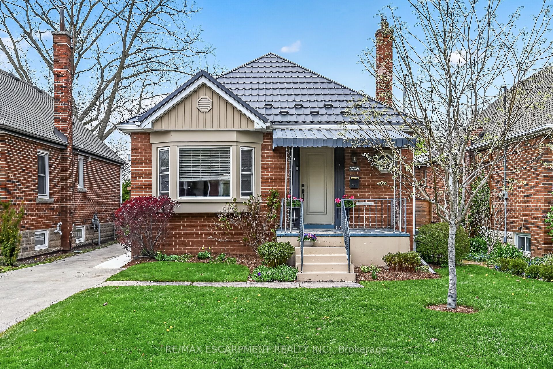 Additional image 2 of 225 Bond Street, Hamilton, ON, L8S 3W8