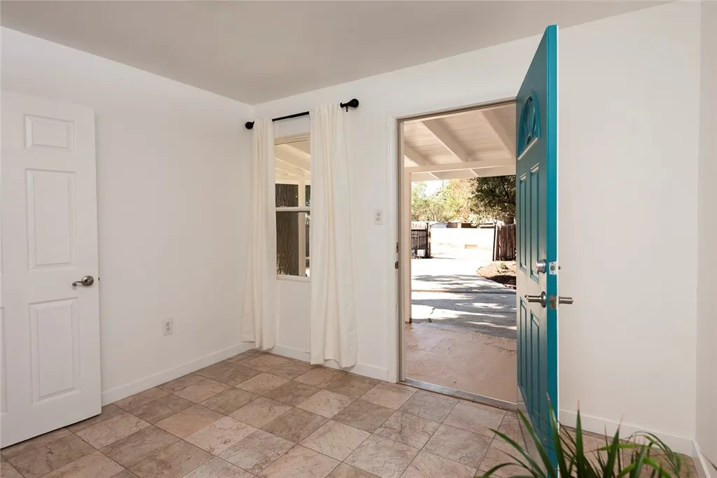 Additional image 14 of 10416 Clybourn Avenue, Shadow Hills, CA 91040