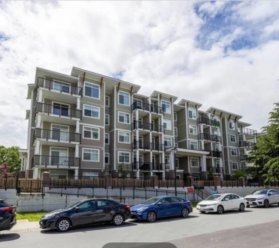 211-20696 Eastleigh Crescent, Langley, BC, V3A 0M3
