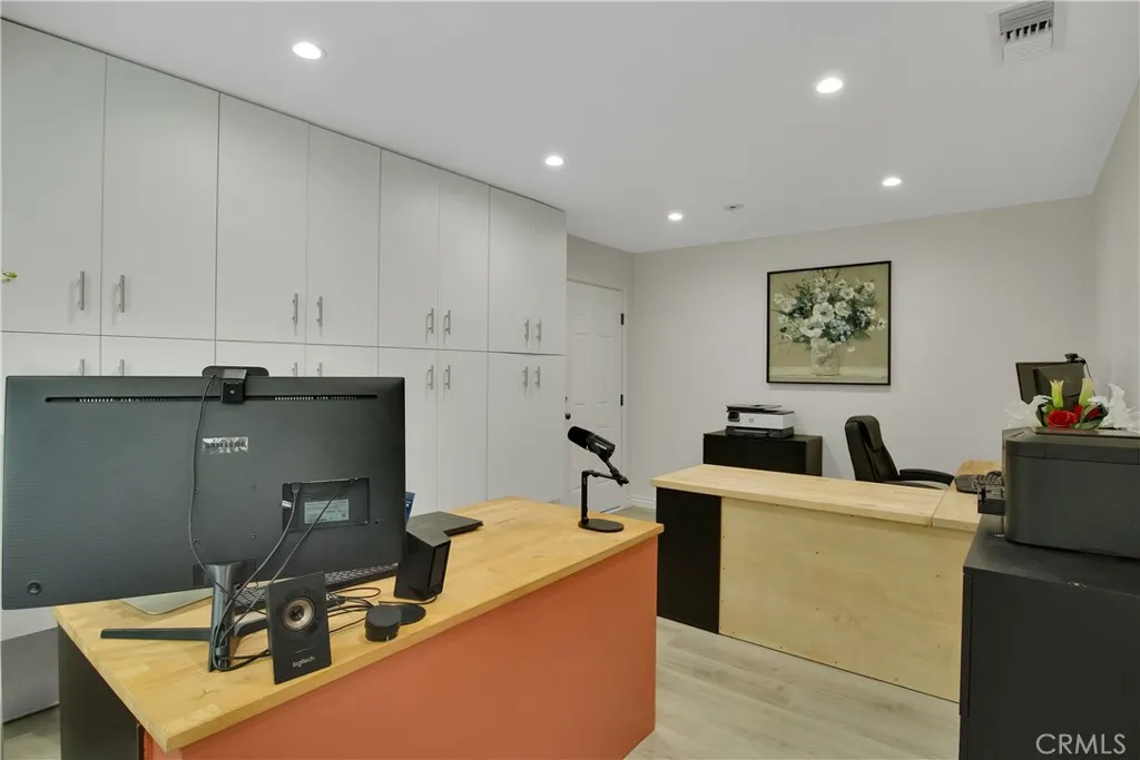 Additional image 4 of 25142 Walnut St., Newhall, CA 91321