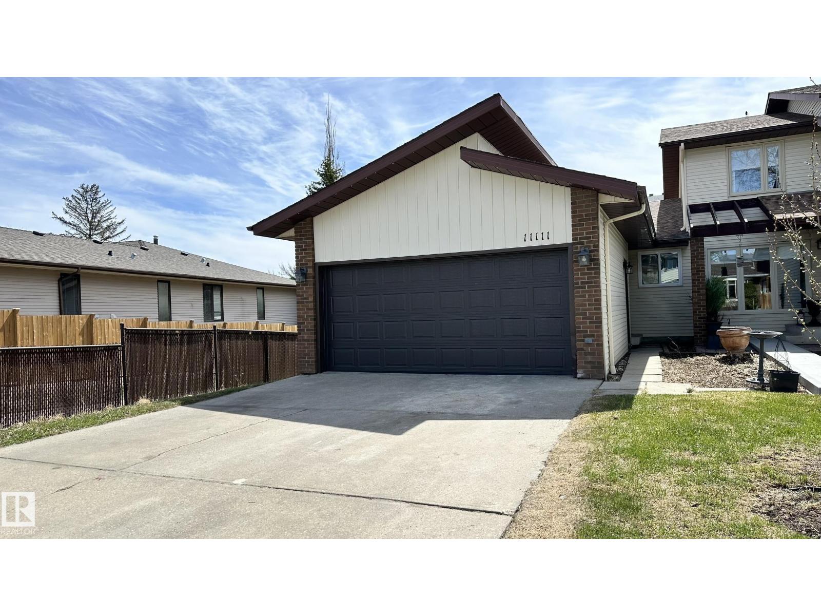 11111 157 Avenue NW, Edmonton, AB, T5X4V1