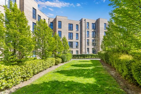 54 (Flat 2), Stanley Place, Abbeyhill, Edinburgh EH7
