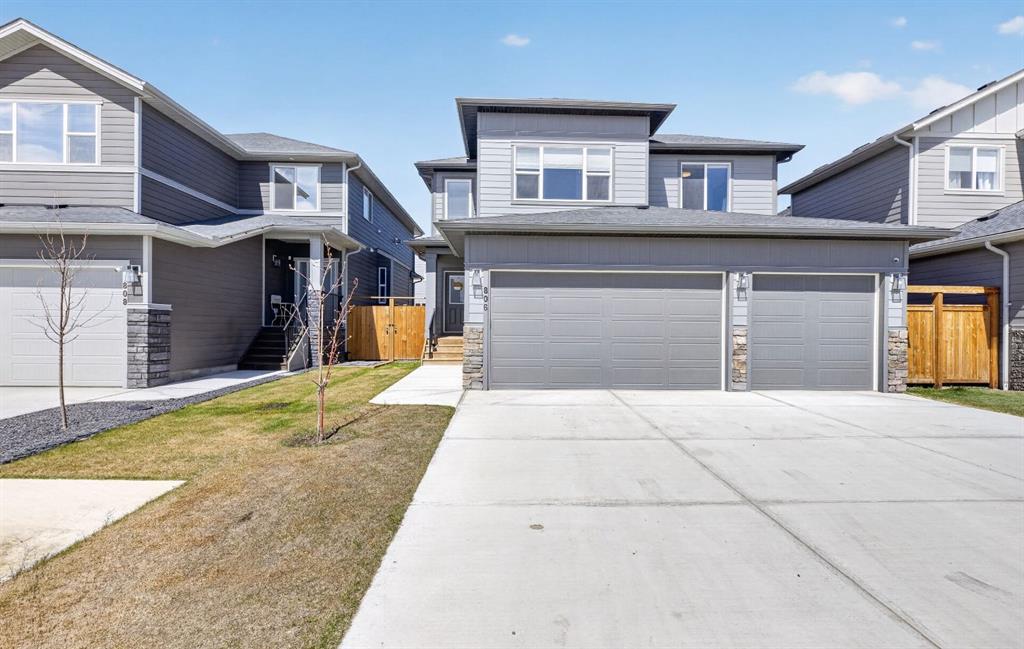 Additional image 3 of 806 Mandalay Boulevard, Carstairs, AB, T0M0N0