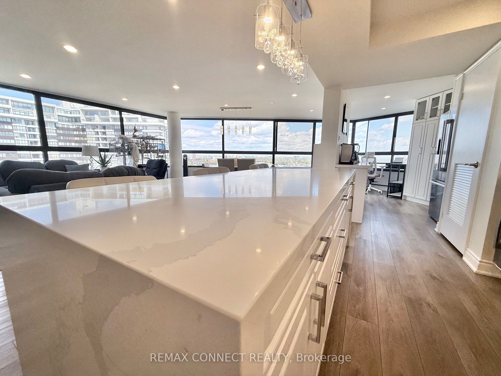 Additional image 5 of 2107-1300 Bloor Street, Mississauga, ON, L4Y 3Z2