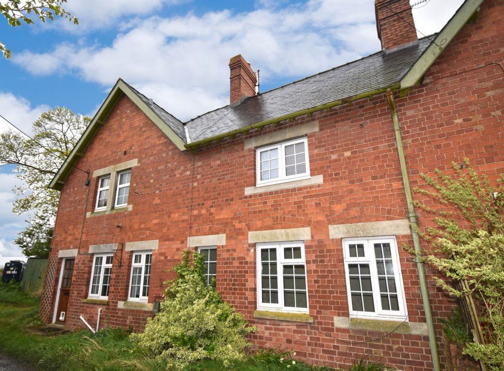 3 bed semi-detached house to rentBridge Sollars, Hereford HR4