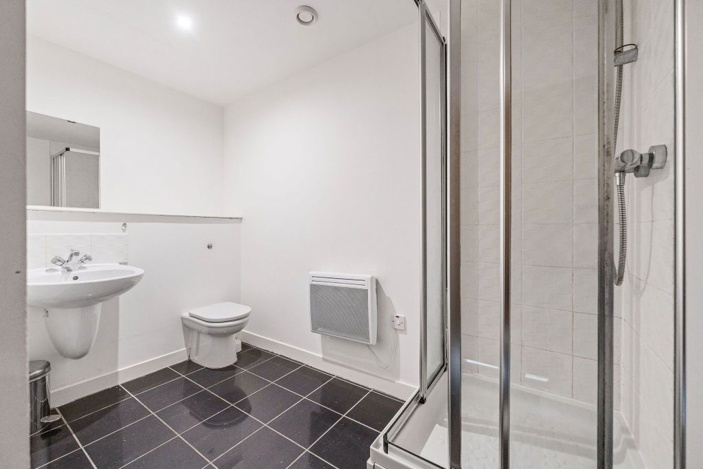 Additional image 25 of 2 bed flat for saleFlat 8/3, 72 Lancefield Quay, Glasgow G3