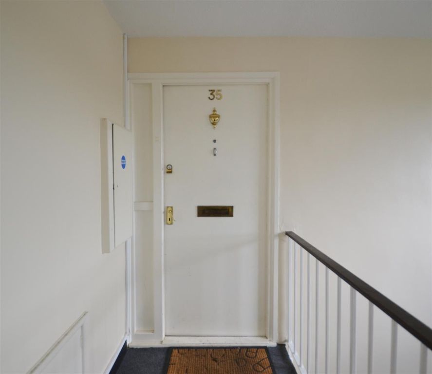 Additional image 13 of 2 bed flat to rentCurlew Close, Haverfordwest SA61