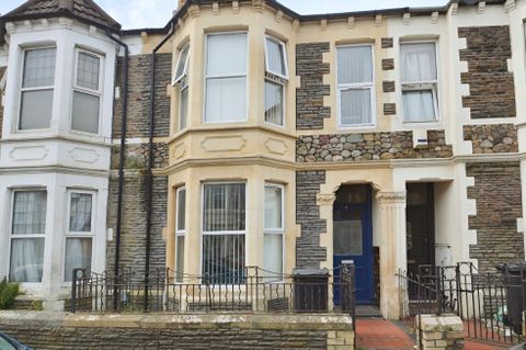 Wellfield Place, Roath, Cardiff CF24
