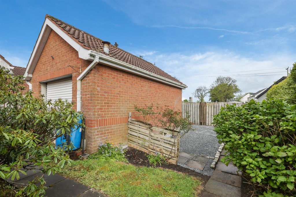 Additional image 21 of 3 bed semi-detached house for sale11 Ashburn, Ballynahinch BT24