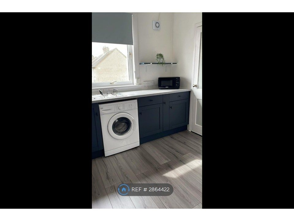 Additional image 2 of 3 bed flat to rentAlexander Avenue, Grangemouth FK3