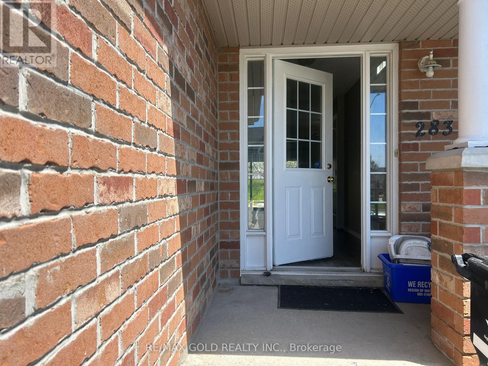 Additional image 2 of 283 Newport Drive, Waterloo, ON, N3H5T2