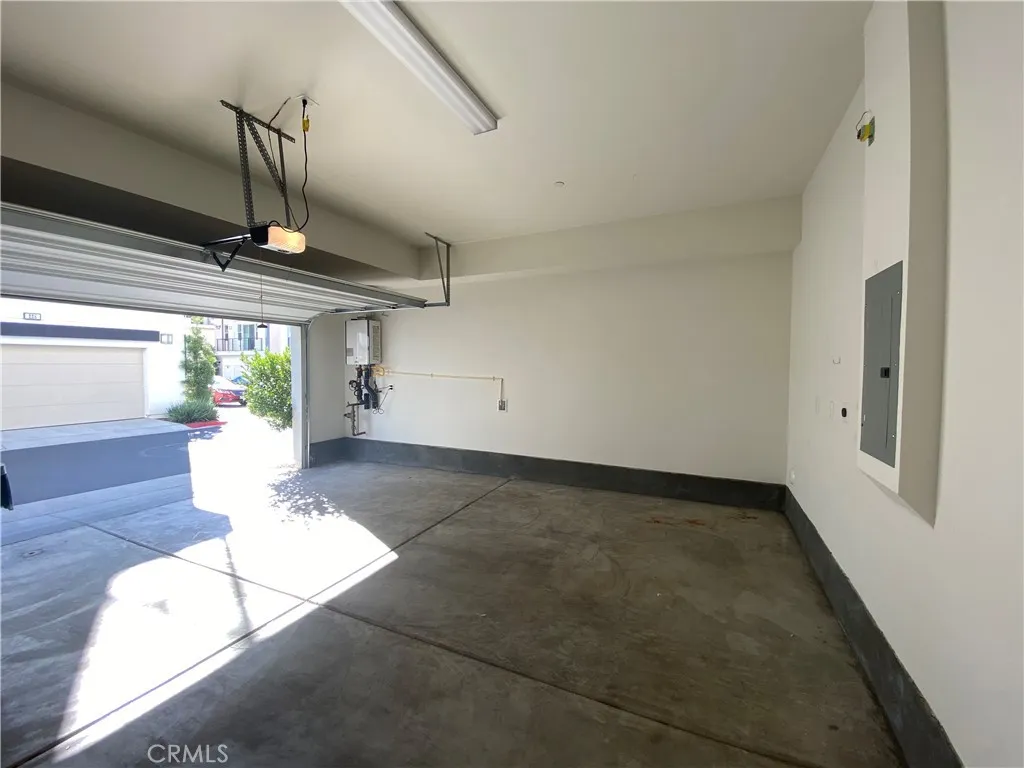 Additional image 84 of 179 Cadence, Irvine, CA 92618