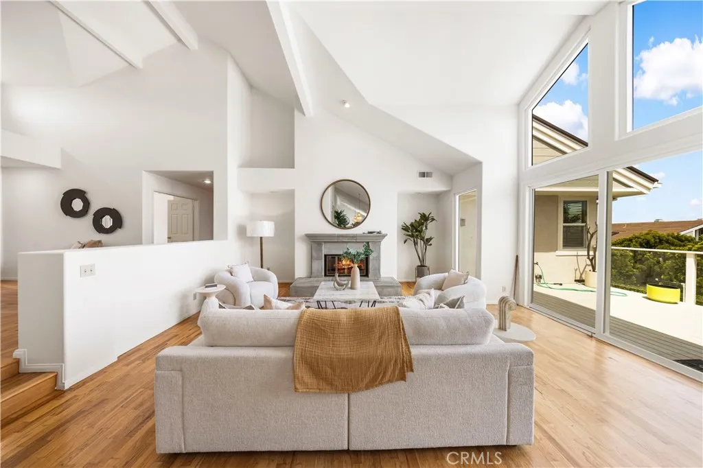 Additional image 10 of 2 Saros Unit 70, Irvine, CA 92603