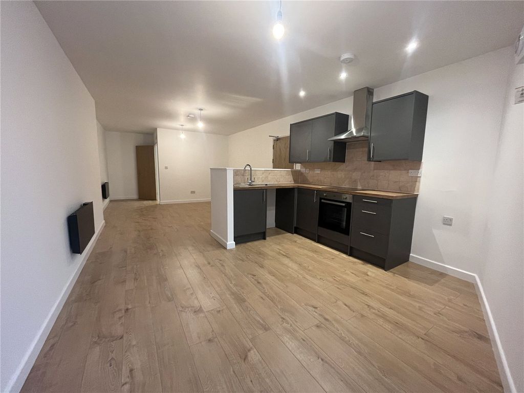 Additional image 2 of Studio to rentCastilian Street, Northampton, Northamptonshire NN1
